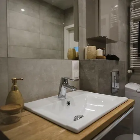 Apartament Botanik Apartment *